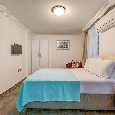 Nefes Hotel Ayvalik Exterior photo