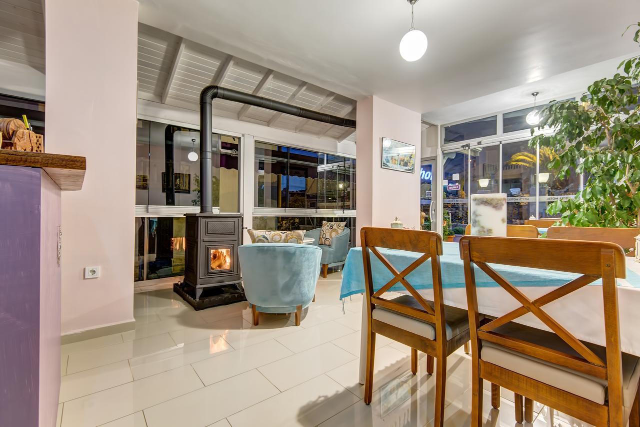 Nefes Hotel Ayvalik Exterior photo