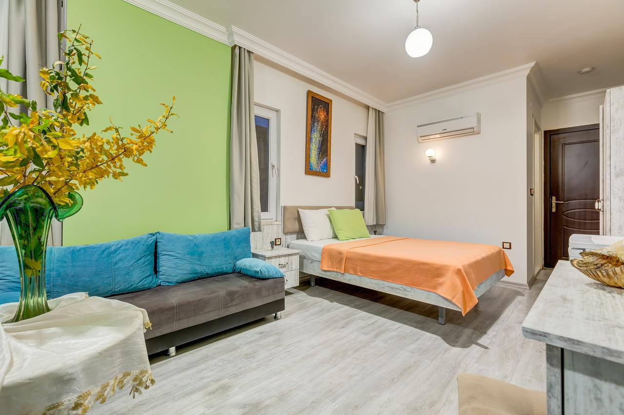 Nefes Hotel Ayvalik Exterior photo