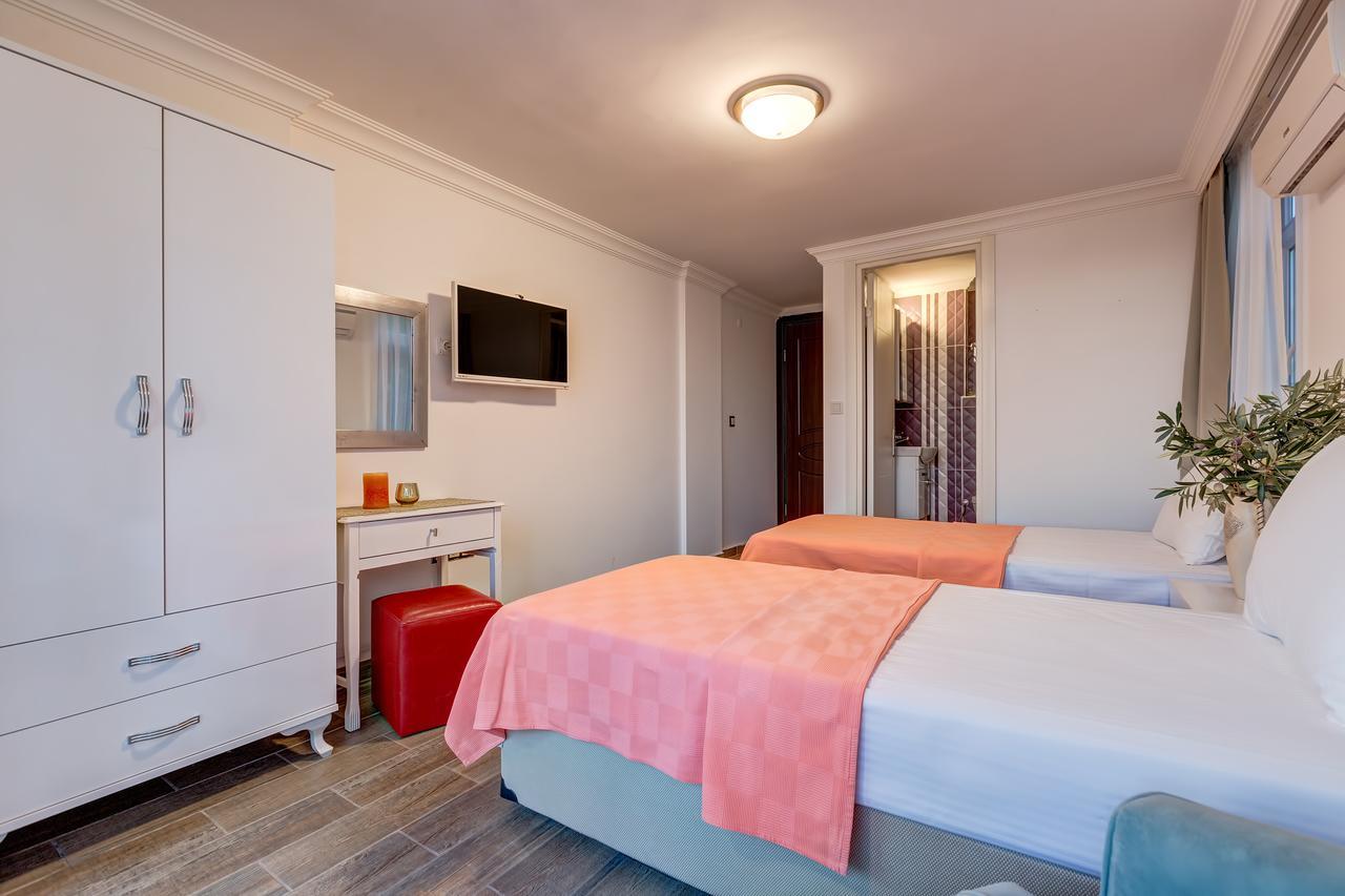 Nefes Hotel Ayvalik Exterior photo