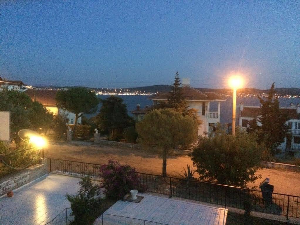 Nefes Hotel Ayvalik Exterior photo