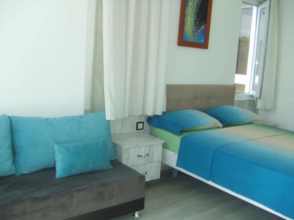 Nefes Hotel Ayvalik Exterior photo