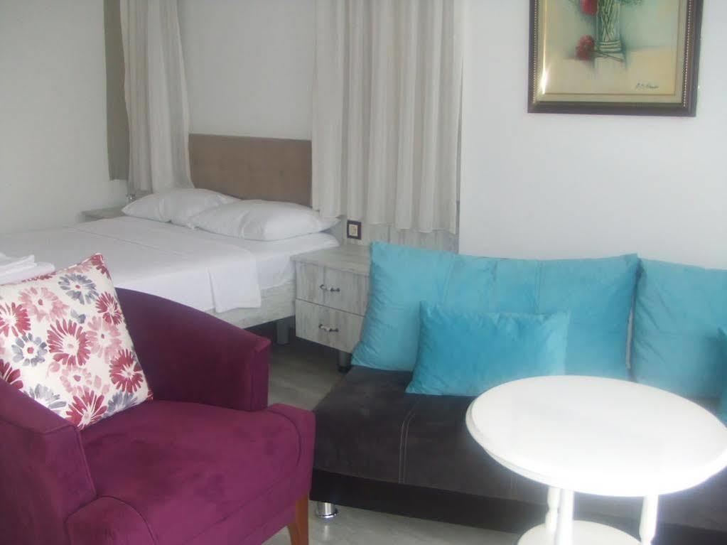 Nefes Hotel Ayvalik Exterior photo