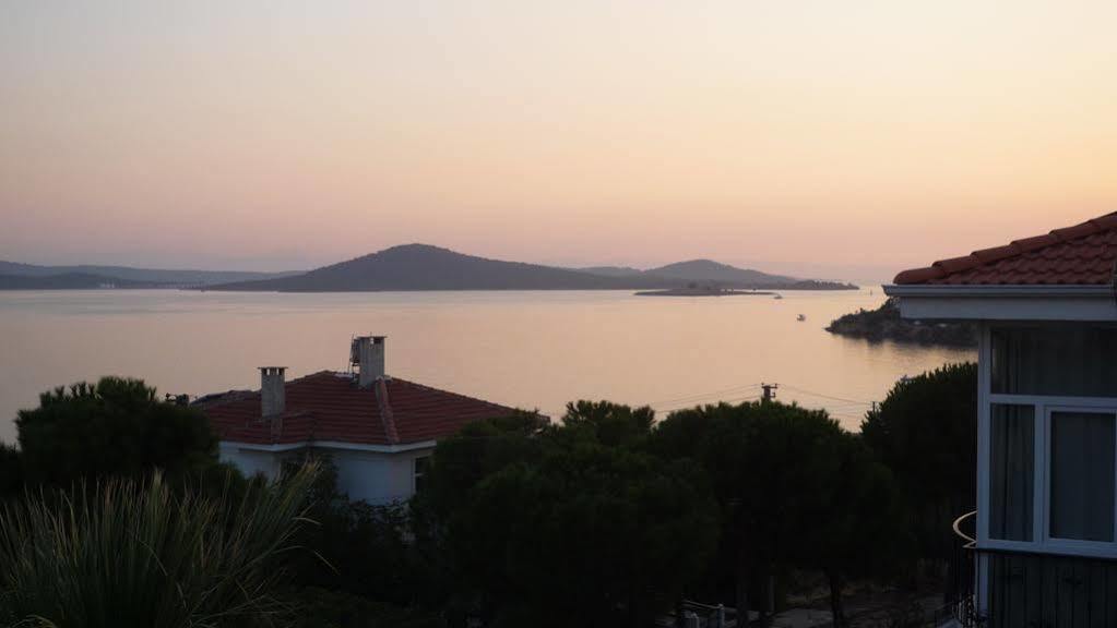 Nefes Hotel Ayvalik Exterior photo